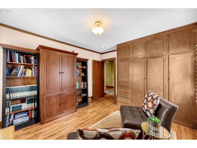 6503 Ne 45TH Way, Vancouver, WA 98661