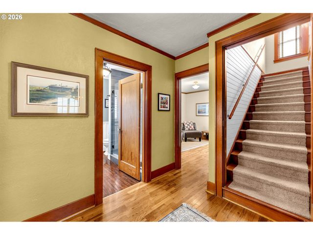 6503 Ne 45TH Way, Vancouver, WA 98661