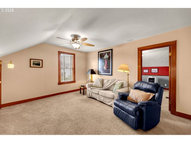 6503 Ne 45TH Way, Vancouver, WA 98661