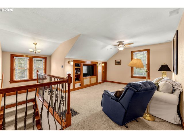 6503 Ne 45TH Way, Vancouver, WA 98661