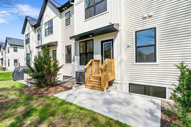 1968 S Shorewood Lane, Holland, MI 49423