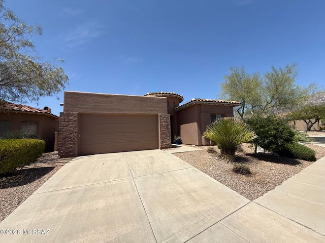 5967 N Campo Abierto, Tucson, AZ 85718