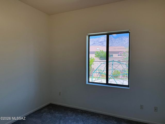 5967 N Campo Abierto, Tucson, AZ 85718