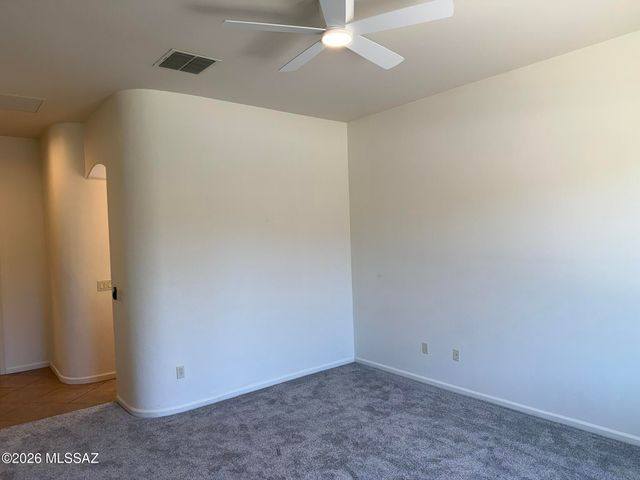 5967 N Campo Abierto, Tucson, AZ 85718