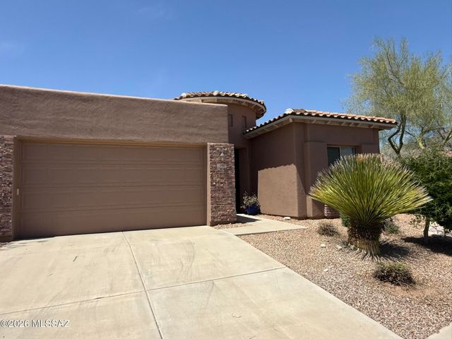 5967 N Campo Abierto, Tucson, AZ 85718