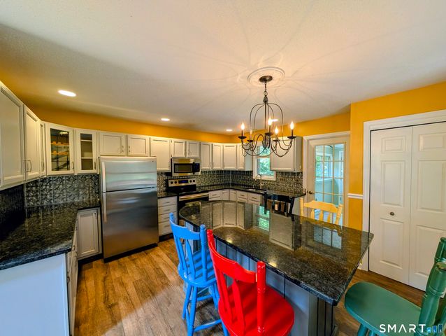 6 Taagan Street, Danbury, CT 06811