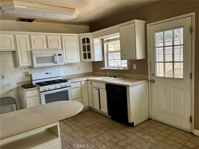 14172 Edwards Street, Westminster, CA 92683