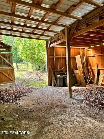 188 Dalton Branch Rd, Tellico Plains, TN 37385