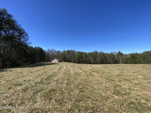 188 Dalton Branch Rd, Tellico Plains, TN 37385