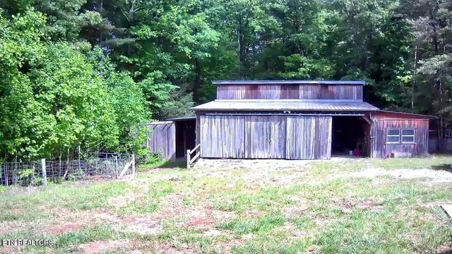 188 Dalton Branch Rd, Tellico Plains, TN 37385