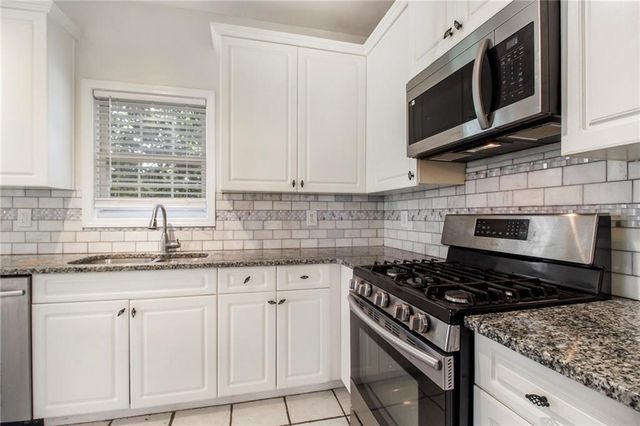 5035 Villas Terrace, Stone Mountain, GA 30088