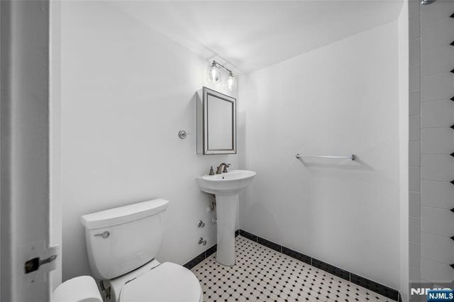 9060 Palisade Avenue 507, North Bergen, NJ 07047