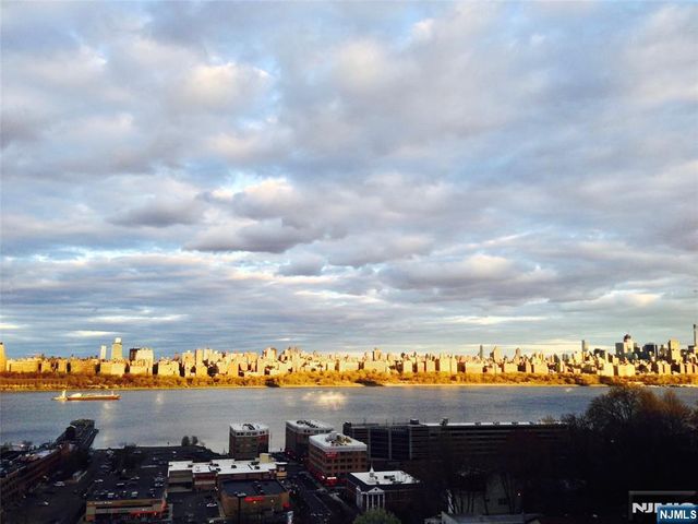 9060 Palisade Avenue 507, North Bergen, NJ 07047