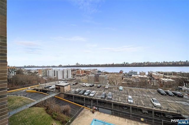 9060 Palisade Avenue 507, North Bergen, NJ 07047