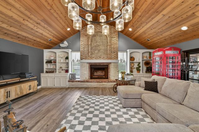2080 Portsmouth Dr, El Dorado Hills, CA 95762