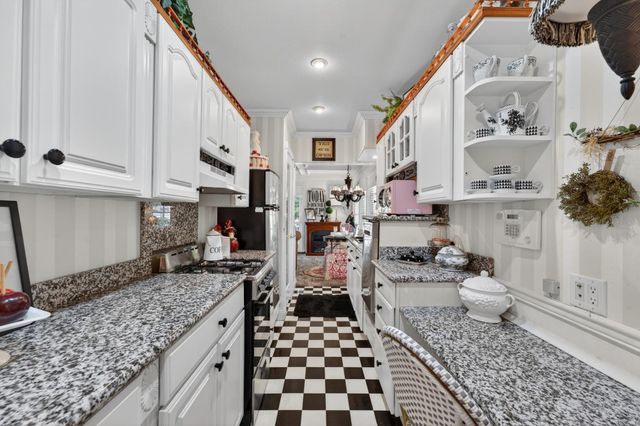 2080 Portsmouth Dr, El Dorado Hills, CA 95762