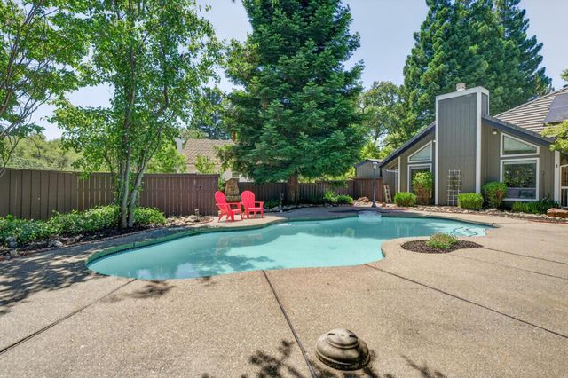 2080 Portsmouth Dr, El Dorado Hills, CA 95762