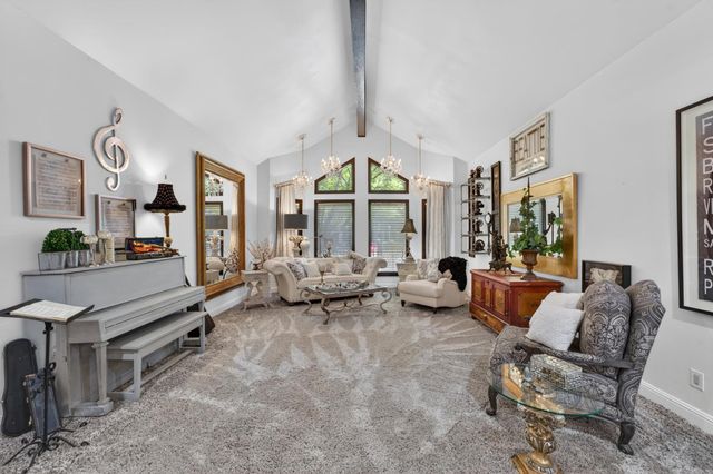 2080 Portsmouth Dr, El Dorado Hills, CA 95762