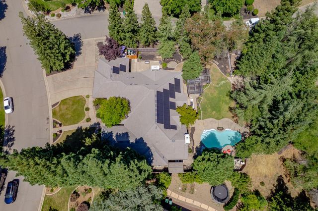 2080 Portsmouth Dr, El Dorado Hills, CA 95762