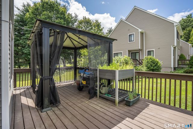 37 Reed Court 37, Bloomfield, CT 06002