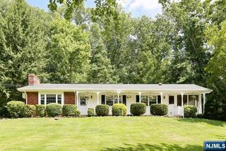 35 Ricker Drive, Ringwood, NJ 07456
