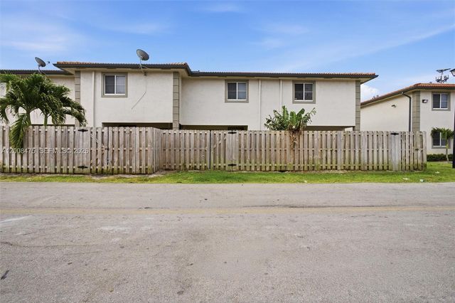 1835 NW 142nd Ln, Opa-locka, FL 33054