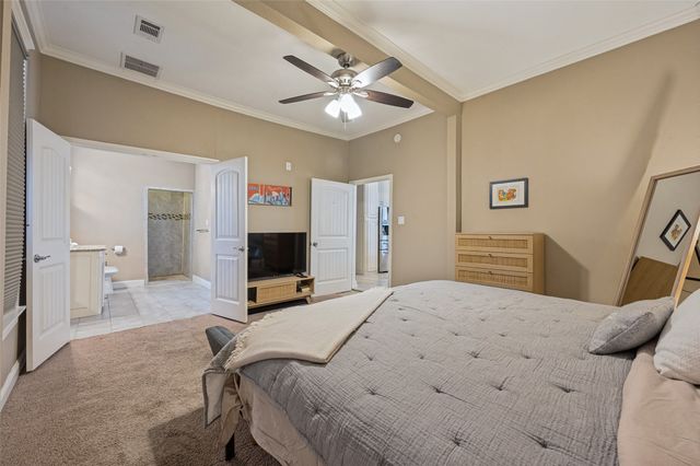 820 W Eigth Street, Dallas, TX 75208