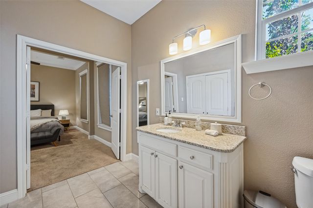 820 W Eigth Street, Dallas, TX 75208