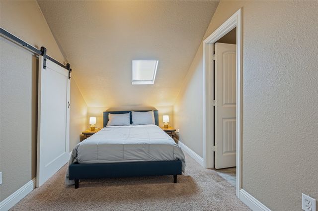 820 W Eigth Street, Dallas, TX 75208