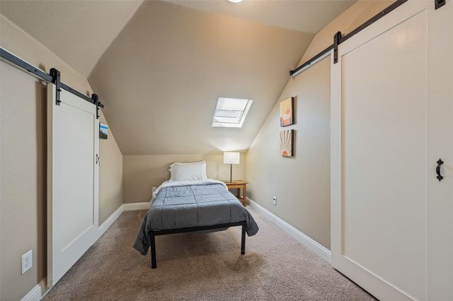820 W Eigth Street, Dallas, TX 75208