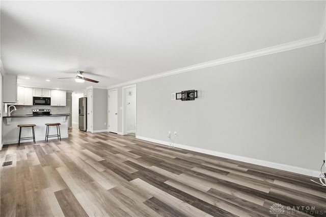 135 Concord Farm Road, Englewood, OH 45322