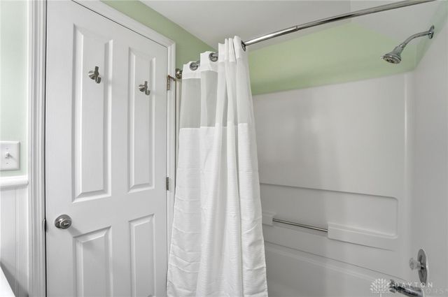 135 Concord Farm Road, Englewood, OH 45322