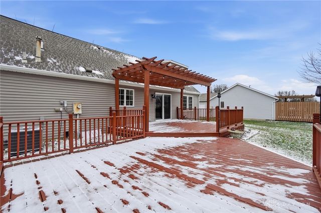 135 Concord Farm Road, Englewood, OH 45322