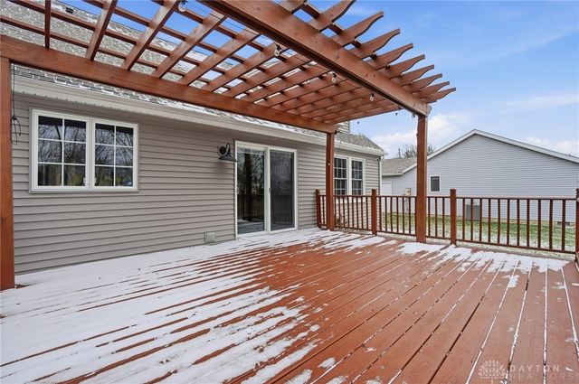 135 Concord Farm Road, Englewood, OH 45322