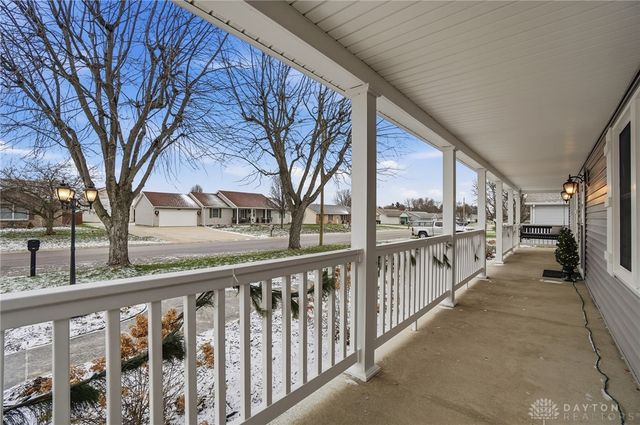 135 Concord Farm Road, Englewood, OH 45322