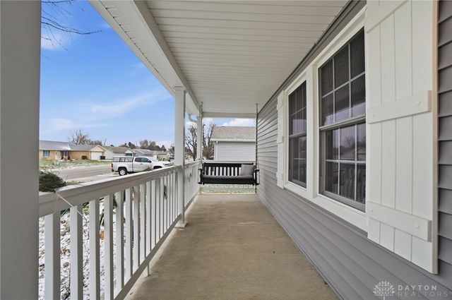 135 Concord Farm Road, Englewood, OH 45322