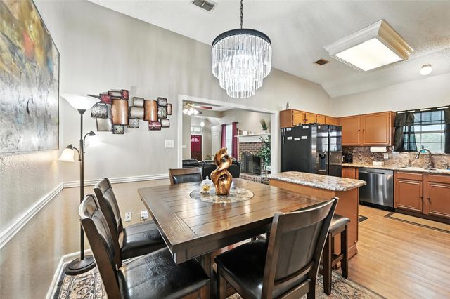 1630 Mockingbird Lane, Desoto, TX 75115