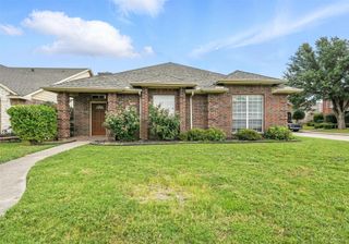 1630 Mockingbird Lane, Desoto, TX 75115