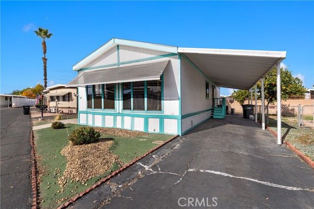 332 N Lyon Avenue 58, Hemet, CA 92543