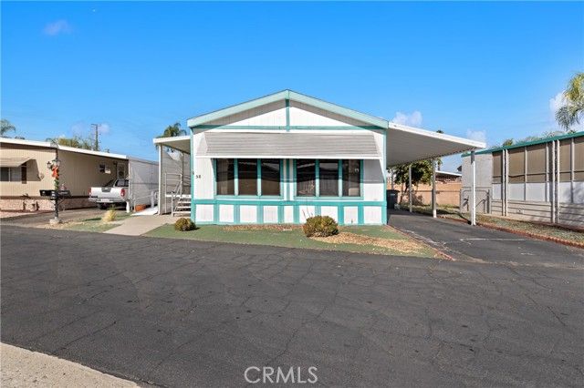 332 N Lyon Avenue 58, Hemet, CA 92543