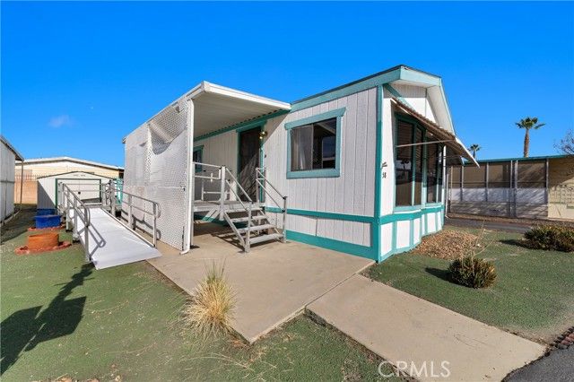 332 N Lyon Avenue 58, Hemet, CA 92543