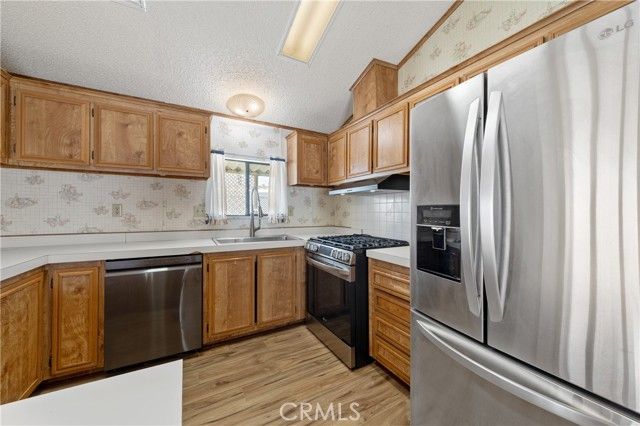 332 N Lyon Avenue 58, Hemet, CA 92543