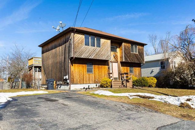 21 Chesterfield Avenue, Warwick, RI 02889