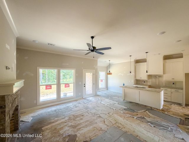 999 Riverside Lane, Pearl, MS 39208