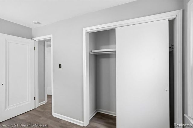 26332 Eton Avenue, Dearborn Heights, MI 48125