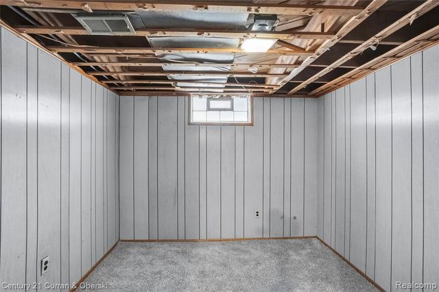 26332 Eton Avenue, Dearborn Heights, MI 48125