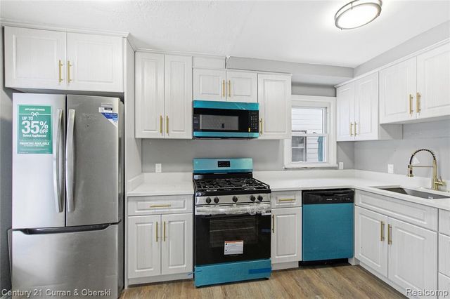 26332 Eton Avenue, Dearborn Heights, MI 48125