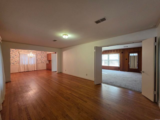 4501 S Cherry Street, Pine Bluff, AR 71603