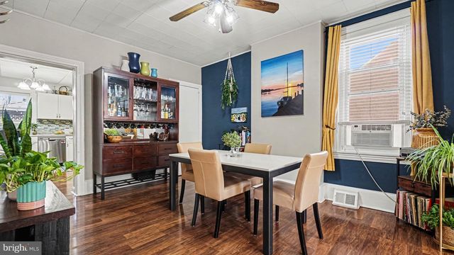 253 WALNUT ST, Phoenixville, PA 19460
