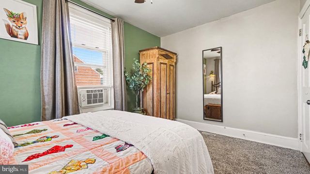 253 WALNUT ST, Phoenixville, PA 19460